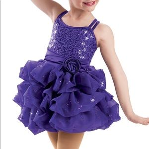 Weismann girls dance costume. Size small.